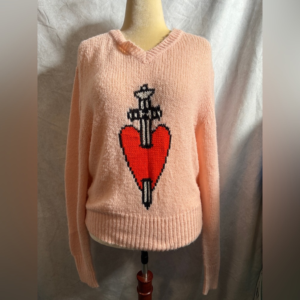 Wildfox White Label Pink Heart and Dagger Knit Sweater Top Vintage Pullover